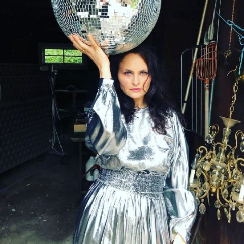 Rain Phoenix is single as of now.